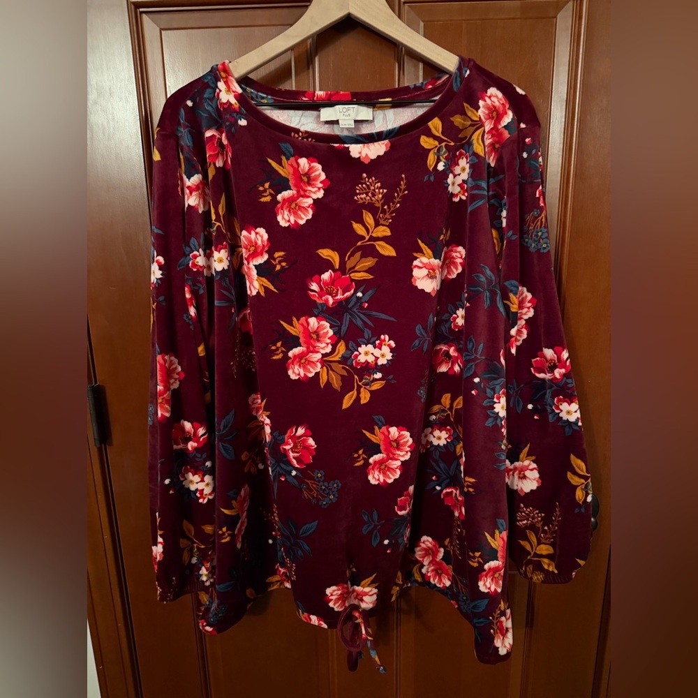 LOFT Burgundy Floral Women's Blouse